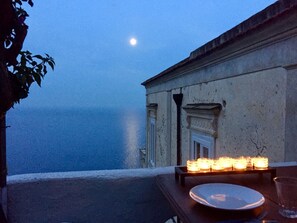 Balcony - Traditional vaulted house in the green of citrus groves with fantastic sea view. (Comune Amalfi)
