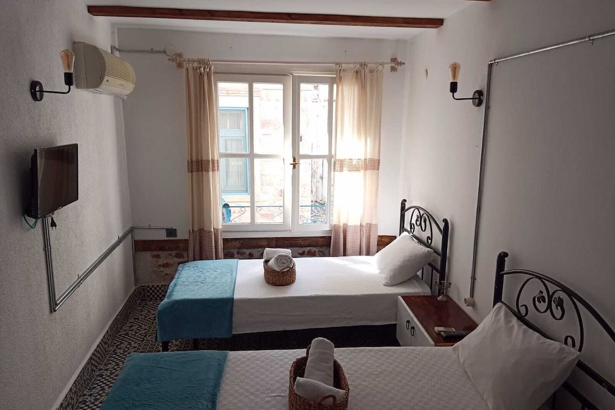 Standard Twin Room | Free WiFi, bed sheets