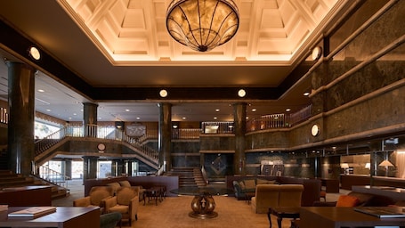 Lobby. Mission Hills Country Club