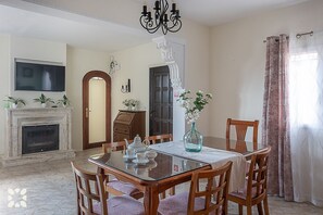 Dining - Villa RICA by Abahana Villas (Calpe)