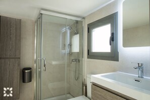 Een douche, een haardroger