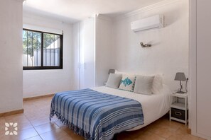 3 chambres, fer et planche Ă repasser, Wi-Fi gratuit