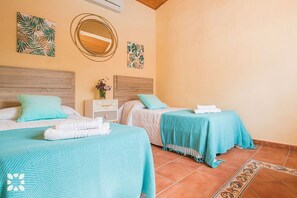 4 chambres, fer et planche à repasser, Wi-Fi gratuit