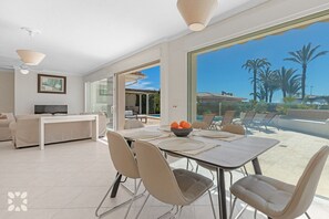 Outdoor dining - Villa LA CORONA by Abahana Villas (Teulada)