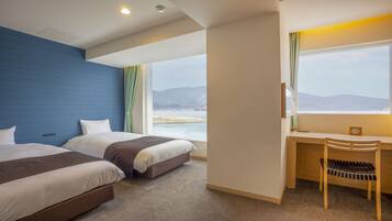 خزنة داخل الغرفة وواي فاي مجانًا