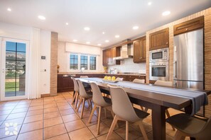 Frigorífic, microones, forn i rentaplats