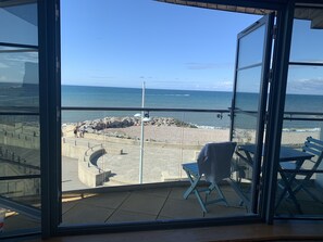 Interior - Beachside, stunning apartment with sea and harbour views (West Bay, Bridport)