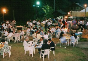 Área de parrillas y picnic