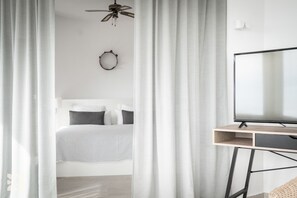 4 slaapkamers, een strijkplank/strijkijzer, gratis wifi