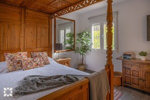 3 chambres, fer et planche à repasser, Wi-Fi gratuit