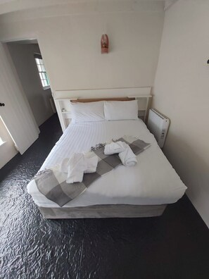3 habitaciones, wifi gratis y ropa de cama 