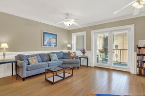 TV, DVD player - South Beach Rental!!   (tybee island)