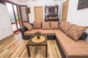 Télévision, jeux vidéo, livres