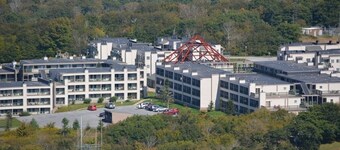 Pinnacle Inn Resort - Indoor Pool & Hot Tubs "Money Saver"  Beech Mountain, NC