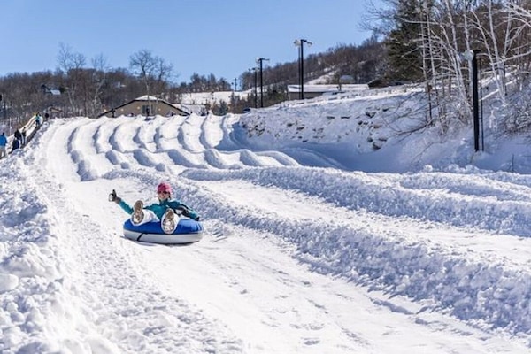 Sci e sport sulla neve