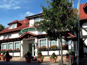 Front of property - Parkhotel zum Stern (Oberaula)