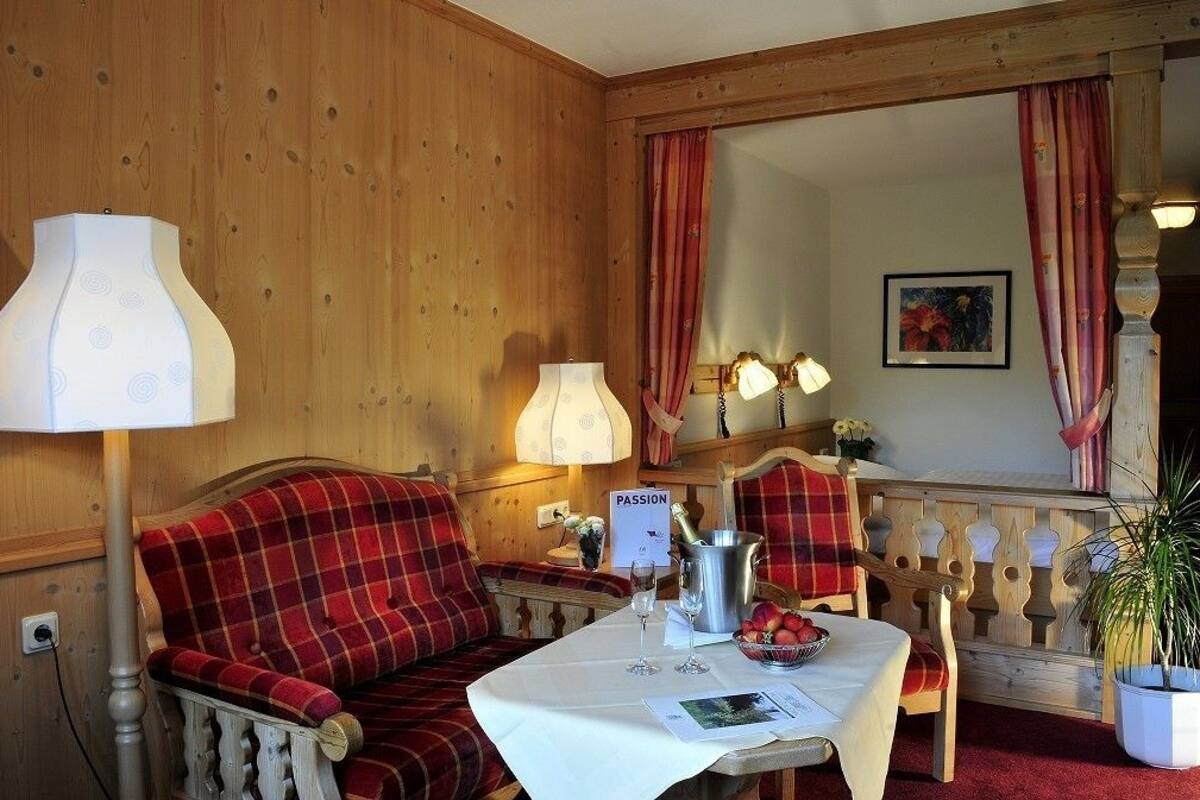 Comfort Double Room, Balcony | 1 bedroom, hypo-allergenic bedding available, minibar, in-room safe