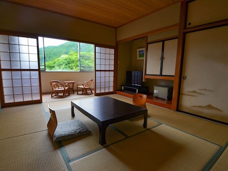 Room. Kokuminshukusha Ryoukamiso
