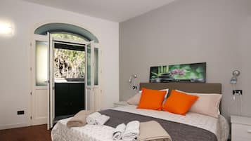 1 bedroom, iron/ironing board, travel crib, WiFi