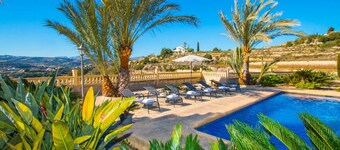 Villa CASA CANSALA by Abahana Villas