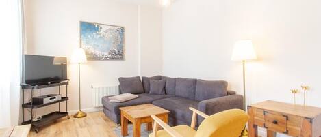 TV, DVD player, video library, stereo