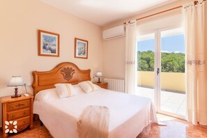 5 chambres, fer et planche Ă repasser, Wi-Fi gratuit