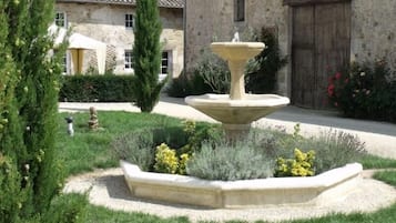 Enceinte de lâhĂ©bergement