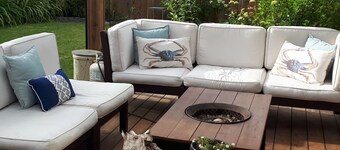 Beautiful Vancouver only 40 minutes away.  Enjoy the wonders of British Columbia