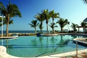 Outdoor pool, an infinity pool
