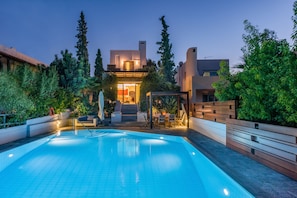 Outdoor pool - Agios Nikolaos Beach Villa / Direct Access to the Beach! (Agios Nikolaos)