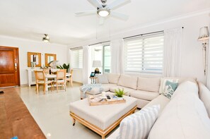 Smart-TV og DVD-spiller