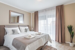 3 Schlafzimmer, Zimmersafe, Bügeleisen/Bügelbrett, kostenloses WLAN