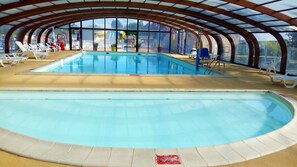 Piscine couverte, piscine extérieure