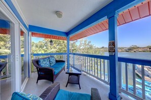 Property grounds - Caddy's Boat House – Waterfront Balcony, Pet-Friendly & Steps from Indian Shores Beach (Indian Shores)
