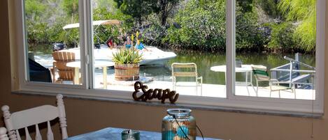 تناول الطعام