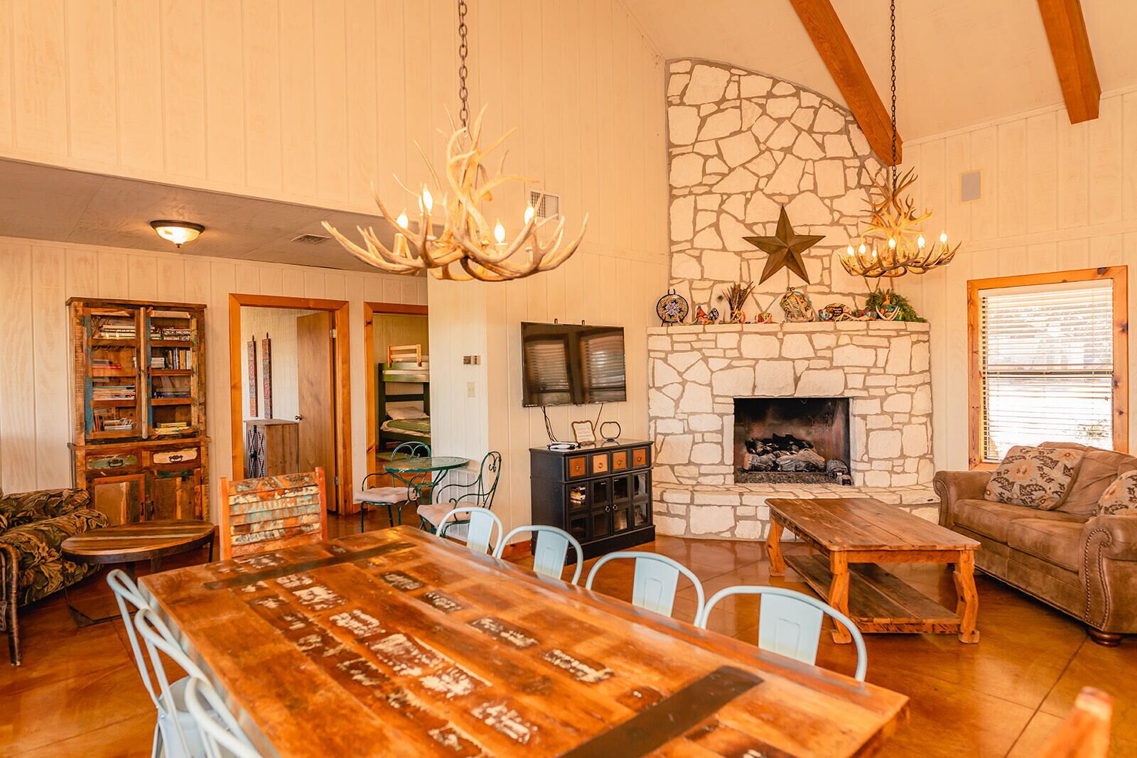 Eagles' Roost Vacation Home - PET FRIENDLY