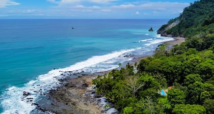 Casa frente al mar que admite perros con cocina completa y piscina privada, ¡a pie de playa!