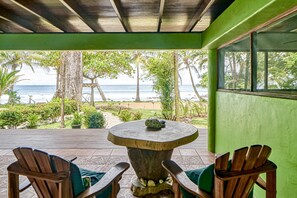 Outdoor dining - Waterfront home w/ a full kitchen & shared pool - walk to beach (Cabo Matapalo)