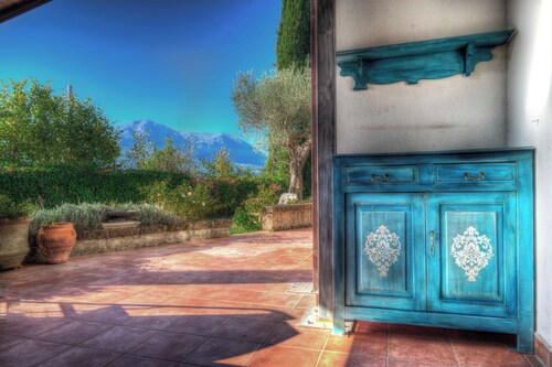 Sarkeep - Villa Immersed in the vineyards of Taurasi