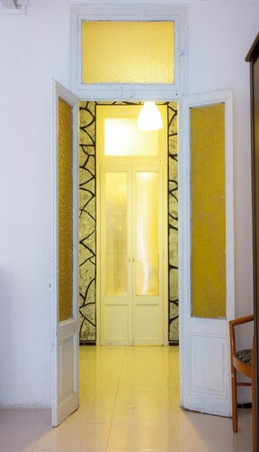 Nice apartment in the historic and commercial center of Reus. 