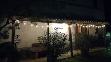 Esterni
