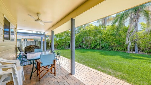 22 Bussey Street Bargara