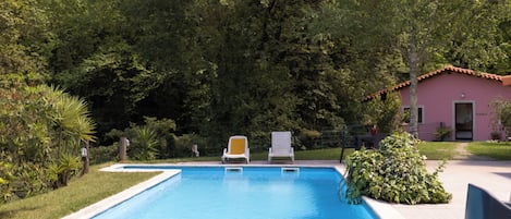 Utomhuspool