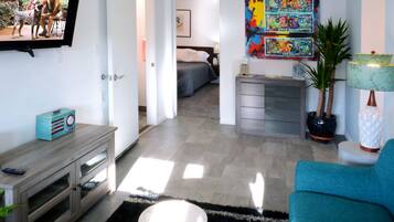 2 chambres, coffres-forts dans les chambres, Wi-Fi, draps fournis