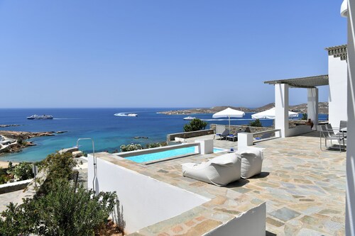 AQUA retreat in Paros with private  pool, stunning sea view, near sandy beaches