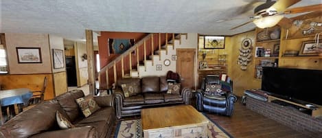 Smart-TV og DVD-spiller