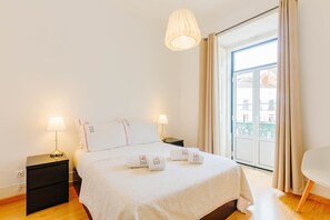 3 bedrooms, iron/ironing board, travel cot, free WiFi