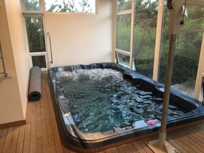 Property grounds - Robe Resort -Purposely built to be wheelchair, disability & elderly friendly! (Robe)