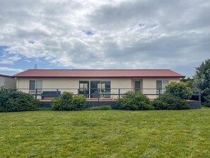 Exterior - Miramare - Fantastic Family Holiday Home (Robe)