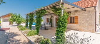 Fantastisk hjem i Pakovo Selo med WiFi